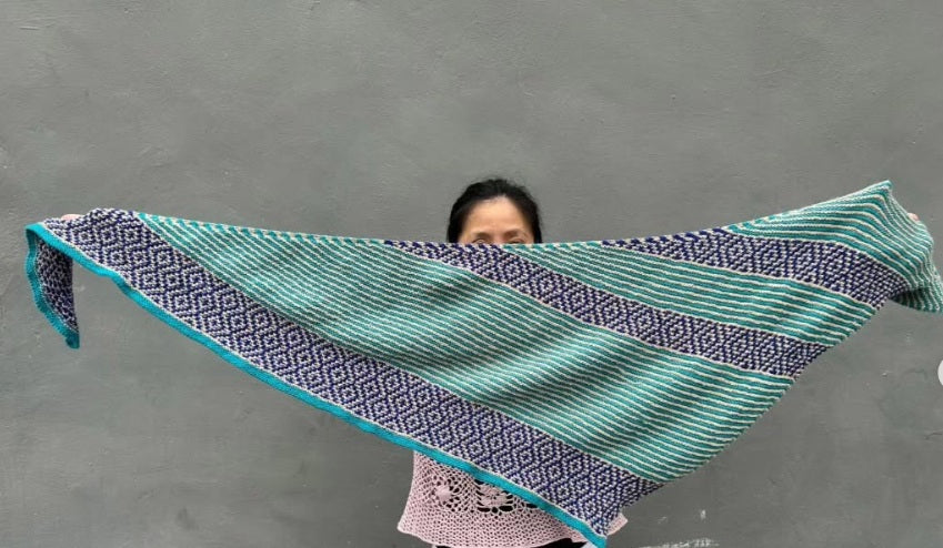 Paid Pattern: Paperdawn by Melanie Berg