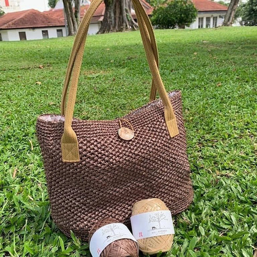 Beginner Crochet Class: Crochet a Straw Beach Bag