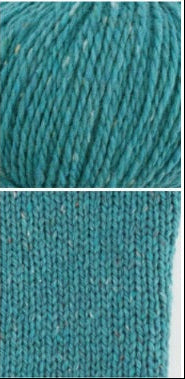Soft Etrofil Rainbow merino blend yarn, ideal for warm winter hats, scarves, and baby garments, featuring a gentle matte finish and excellent loft in Turquoise colour