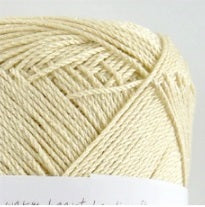 Pure silk fingering yarn, high-drape silk yarn, breathable summer yarn, silk for lace shawls, premium Japanese needlecraft supplies.