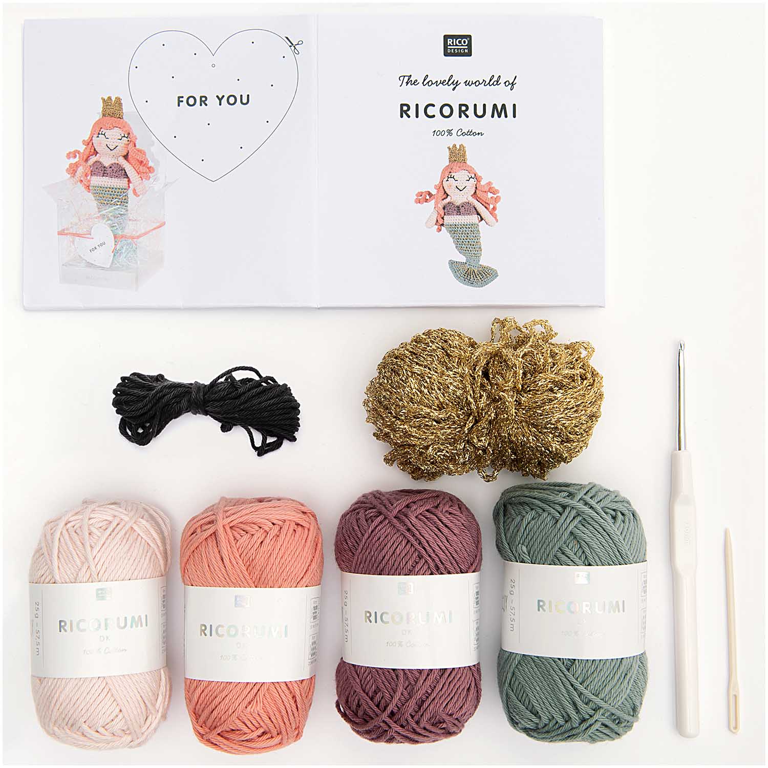 Flat-lay of the RICORUMI Mermaid amigurumi kit, highlighting the iconic small yarn balls and the clear, illustrated pattern for a fun and easy crochet project.