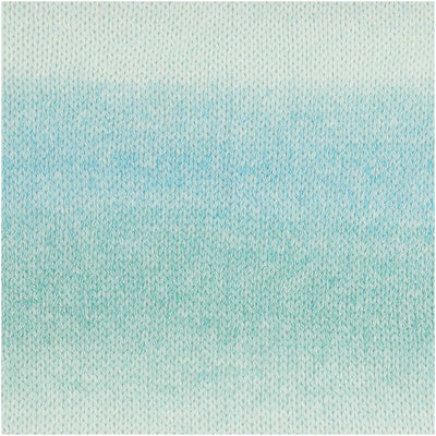 Close-up of the airy, chainette-style construction of the Light & Long yarn, highlighting its voluminous yet lightweight feel showing hues of mint green colours