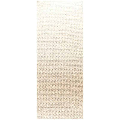 Self-striping cotton yarn.
Close-up of the 100% cotton fiber twist in the Spin Spin yarn, highlighting the matte finish and high-quality ply in ecru colour.