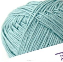 light green sea green Silk Cashmere Made in Japan
Softest yarn for shawls, high-end yarn for sensitive skin, jewel-toned silk yarn, Kushel luxury fibers, heirloom quality cashmere