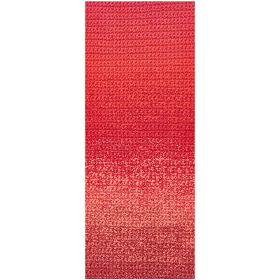 Self-striping cotton yarn.
Close-up of the 100% cotton fiber twist in the Spin Spin yarn, highlighting the Crocheted matte finish and high-quality ply in red colour.