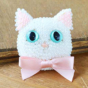 White Kitten beaded crochet kit including shimmering grey beads, soft cotton thread and a step-by-step pattern to create a beaded cat charm