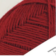 Elevate your knitwear. Discover the superior bounce and memory of this 100% Japanese wool. The premier choice for high-end boutique scarves and "toasty" decor in deep red