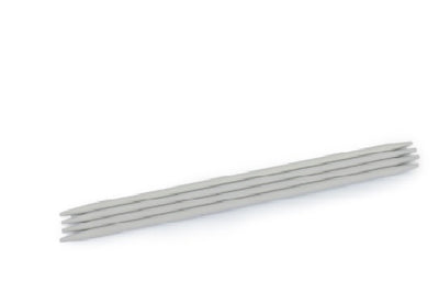 A set of four grey double pointed knitting needles with rounded ends and the brand 'Pony' inscribed on the metallic part.
Best double pointed needles for sleeves, Pony grey knitting needles Singapore, beginner-friendly DPN set for hats.