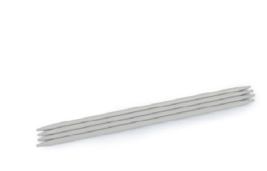 A set of four grey double pointed knitting needles with rounded ends and the brand 'Pony' inscribed on the metallic part.
Best double pointed needles for sleeves, Pony grey knitting needles Singapore, beginner-friendly DPN set for hats.