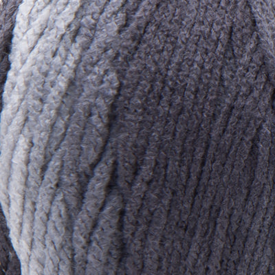 Best ombre yarn for crochet shawls Singapore, one-skein shawl pattern yarn, durable gradient yarn for blankets.