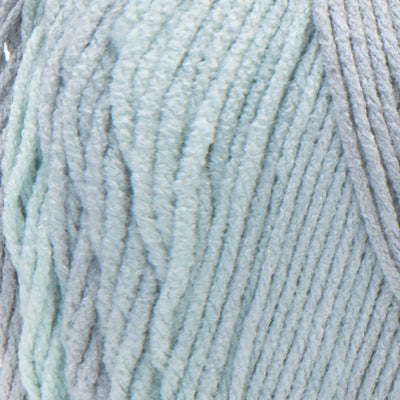 Best ombre yarn for crochet shawls Singapore, one-skein shawl pattern yarn, durable gradient yarn for blankets.