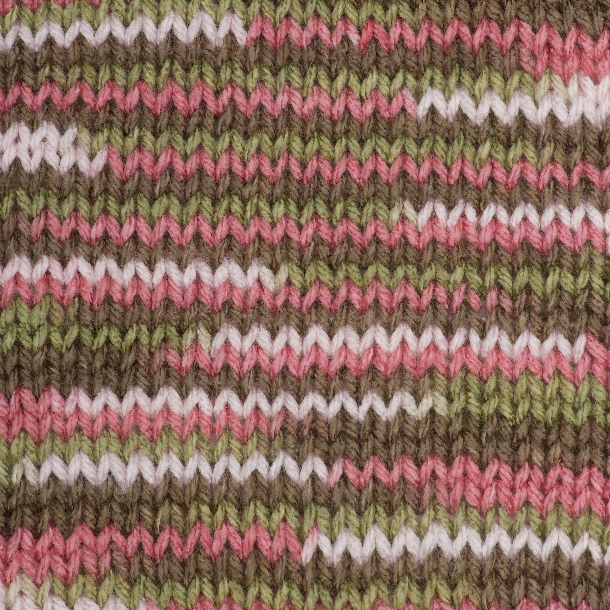 A 5oz (141g) skein of Red Heart Super Saver yarn; a machine-washable and dryable yarn perfect for long-lasting home decor and charity knitting